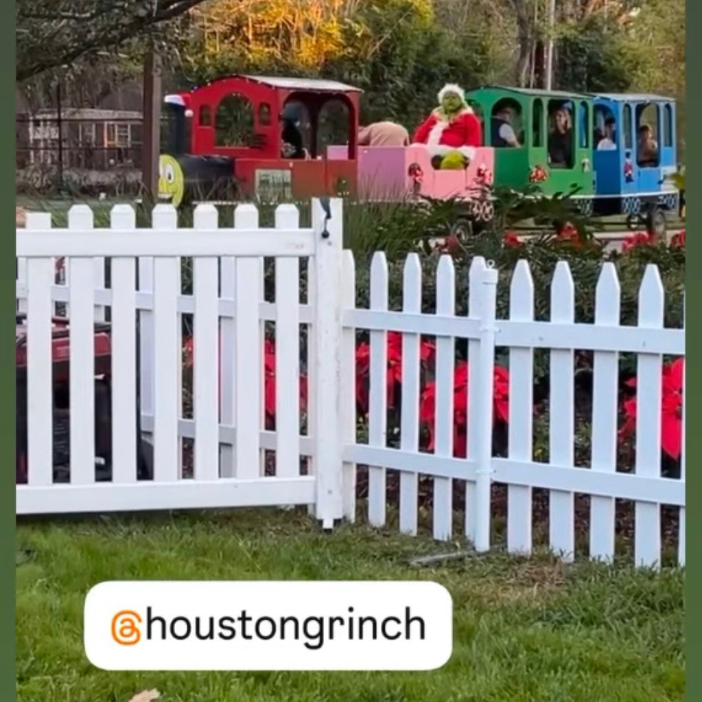 White Picket Fencing - 8' wide - Image 2